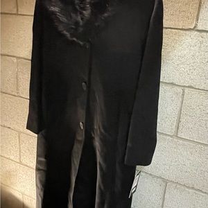 BNWT Jones New York Full-Length Black Classic Wool Coat size 2